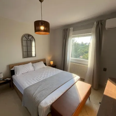 Odyssey Seaview Maisonett Possidi