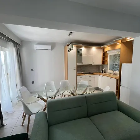 Odyssey Seaview Maisonett Case de vacanță